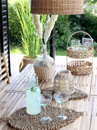 Chic Antique &mdash; Vesihyasinttikori