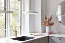 Umage &mdash; Asteria | Kattovalaisin