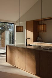 Umage &mdash; Komorebi | Valaisin