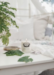 Klinta &mdash; Hierontakynttil&auml; | Useita tuoksuja