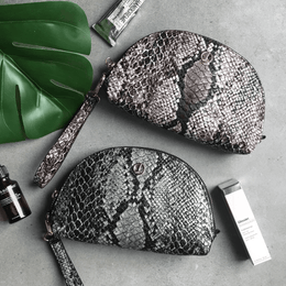 Coming Copenhagen &mdash; SAGA laukku | Brown Python