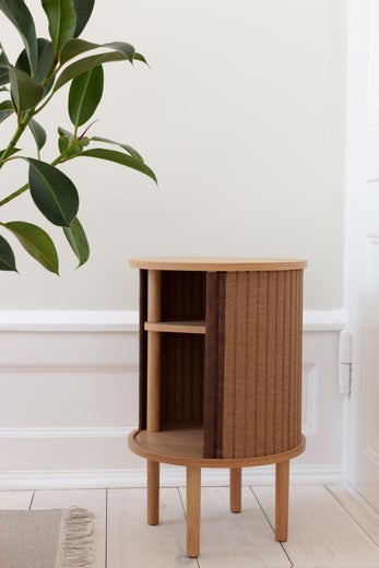 Umage &mdash; Audacious Sidetable | Sivup&ouml;yt&auml;