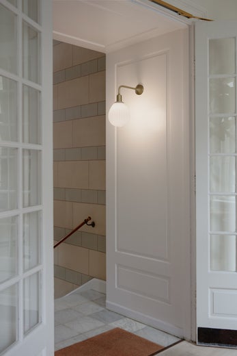 Umage &mdash; Sant&eacute; Wall |&nbsp;Sein&auml;teline